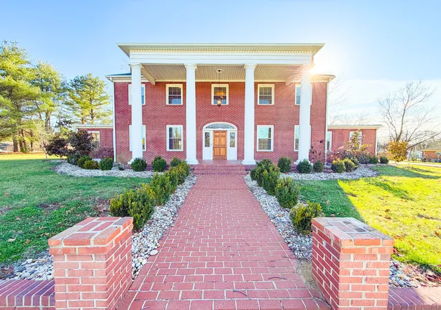 2nd image of 621 Hwy 64 E, Pulaski, TN 38478 | MLS# 3169287