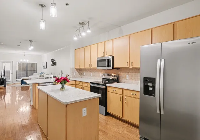 2nd image of 1803 Broadway #305, Nashville, TN 37203 | MLS# 3167277