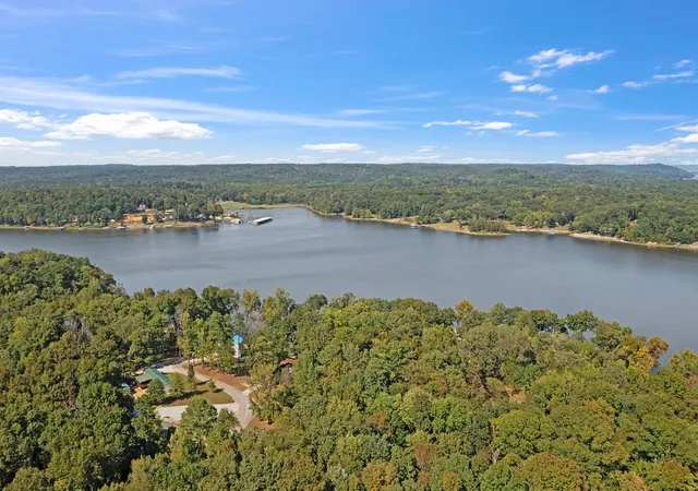 Homes for sale in Camden, TN | 44 G And S Rock Ranch Rd, Camden, TN 38320 | MLS# 3165655