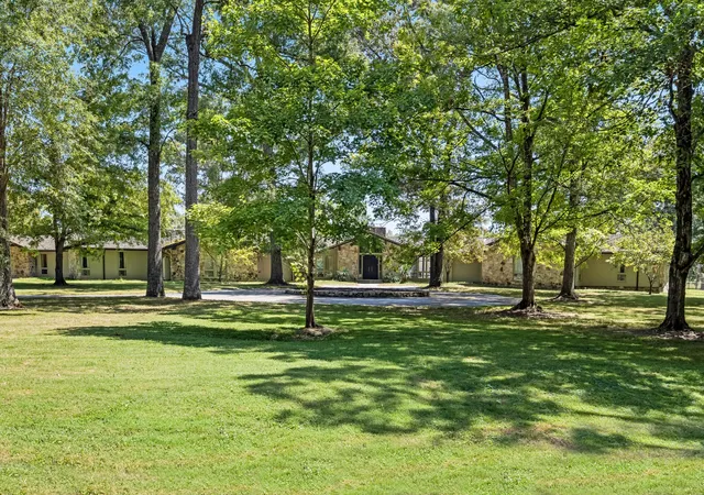42nd image of 215 Hickory Ln, Smithville, TN 37166 | MLS# 3167183
