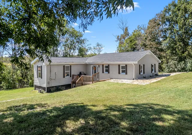 4th image of 1065 Short Mountain Rd, Mc Minnville, TN 37110 | MLS# 3166126