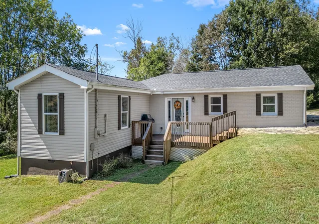 5th image of 1065 Short Mountain Rd, Mc Minnville, TN 37110 | MLS# 3166126