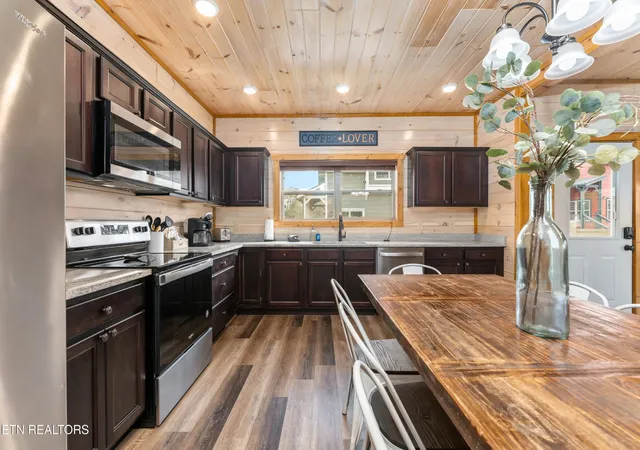 5th image of 911 Osprey Way, Pigeon Forge, TN 37863 | MLS# 3304455