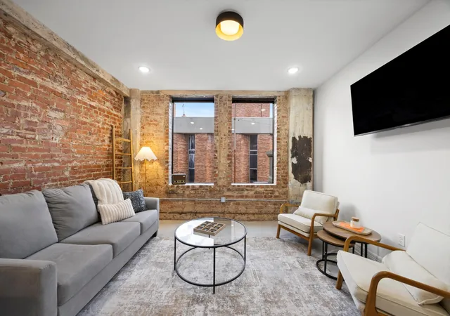 1st image of 117 E 7Th Street #706-F, Chattanooga, TN 37402 | MLS# 3166261