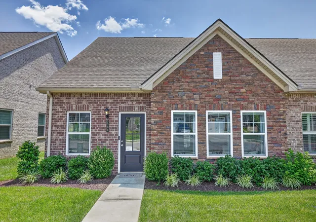 Homes for sale in Murfreesboro, TN | 2306 Laurelstone Dr, Murfreesboro, TN 37130 | MLS# 3230731