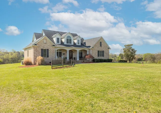 Photo 3 of Single family home for sale at 12328 Lascassas Pike, Milton, TN 37118 | MLS# 3166907 | Listing updated on 2026-04-29