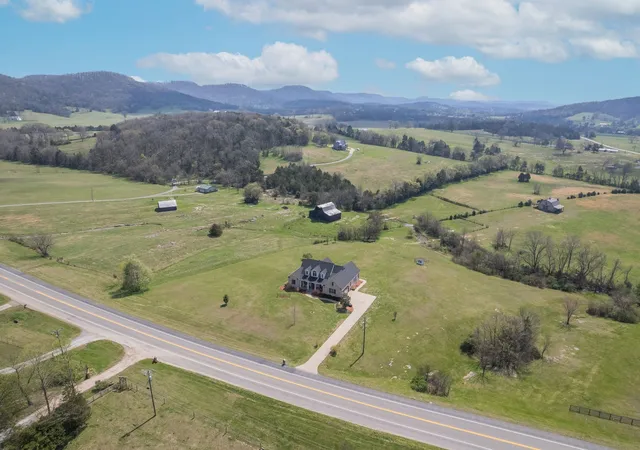 Photo 3 of Single family home for sale at 12328 Lascassas Pike, Milton, TN 37118 | MLS# 3166907 | Listing updated on 2026-04-29
