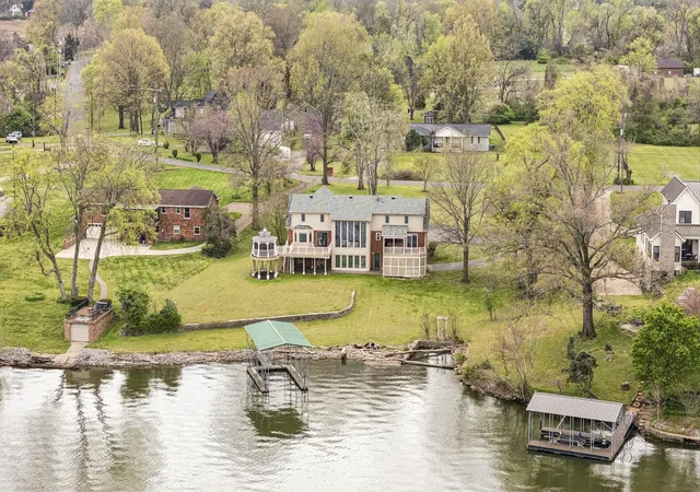 Photo 1 of Mansion for sale at 3211 Lakeshore Dr, Old Hickory, TN 37138 | MLS# 3166794 | Listing updated on 2026-10-02