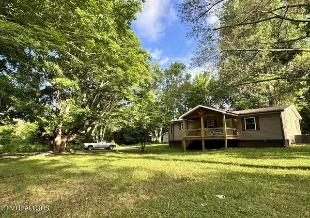 Homes for sale in Jamestown, TN | 2506 Rugby Pike, Jamestown, TN 38556 | MLS# 3166345