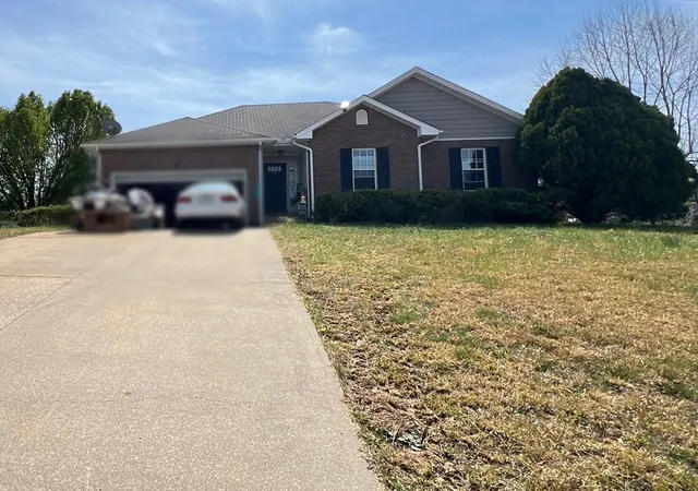 Photo 1 of Single family home for sale at 992 Rowdy Trl, Clarksville, TN 37042 | MLS# 3169117 | Listing updated on 2026-09-29