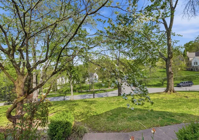3rd image of 5809 Still Hollow Rd, Nashville, TN 37215 | MLS# 3170451