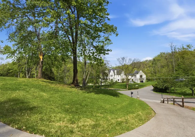 4th image of 5809 Still Hollow Rd, Nashville, TN 37215 | MLS# 3170451