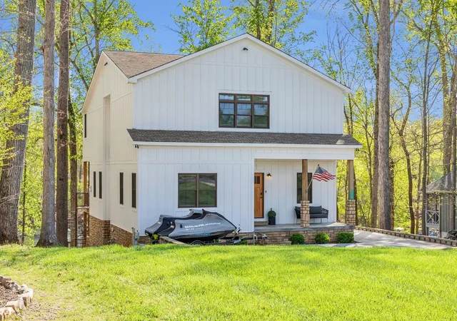 Photo 3 of Single family home for sale at 1376 Old Mansford Rd, Winchester, TN 37398 | MLS# 3169953 | Listing updated on 2026-09-28