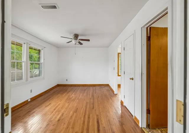 Photo 3 of Sale Pending at 1031 College Ave, Nashville, TN 37209 | MLS# 3167646 | Listing updated on 2026-08-19