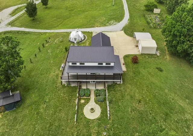 48th image of 20 Zinker Rd, Lawrenceburg, TN 38464 | MLS# 3168097