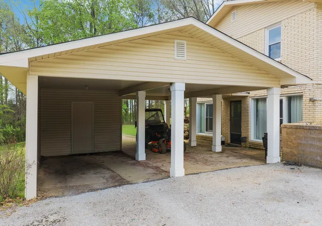 Photo 3 of Single family home for sale at 540 Tara Ln, Huntingdon, TN 38344 | MLS# 3166938 | Listing updated on 2026-09-14