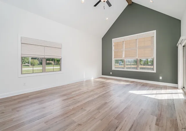 Photo 3 of Townhouse for sale at 412 W Foxrun, Springfield, TN 37172 | MLS# 3167017 | Listing updated on 2026-08-28