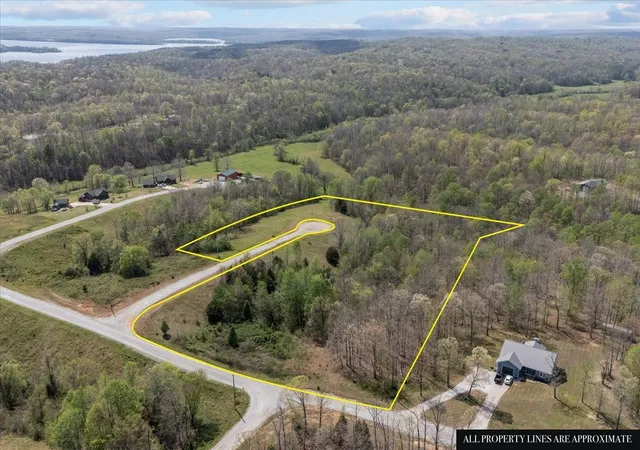 Photo 2 of Land for sale at 0 Doe Ct, Waverly, TN 37185 | MLS# 3167399 | Listing updated on 2026-04-06