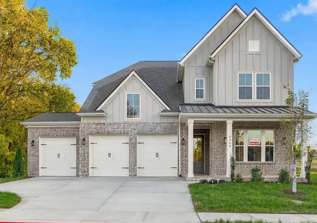Photo 1 of Single family home for sale at 2009 Riley Park Dr, Franklin, TN 37064 | MLS# 3320597 | Listing updated on 2026-10-13