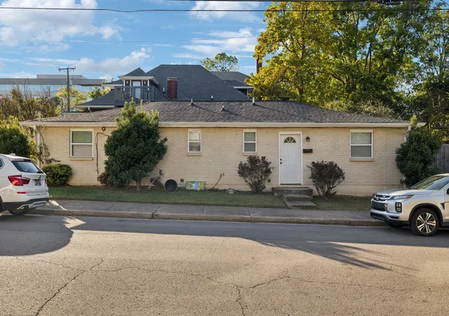 3rd image of 729 14Th Ave S, Nashville, TN 37203 | MLS# 3167486