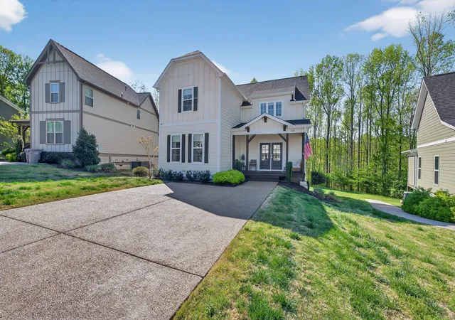 3rd image of 521 Evans Dr, Tullahoma, TN 37388 | MLS# 3171405