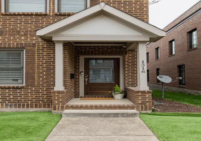 3rd image of 1316 3Rd Ave N, Nashville, TN 37208 | MLS# 3167564