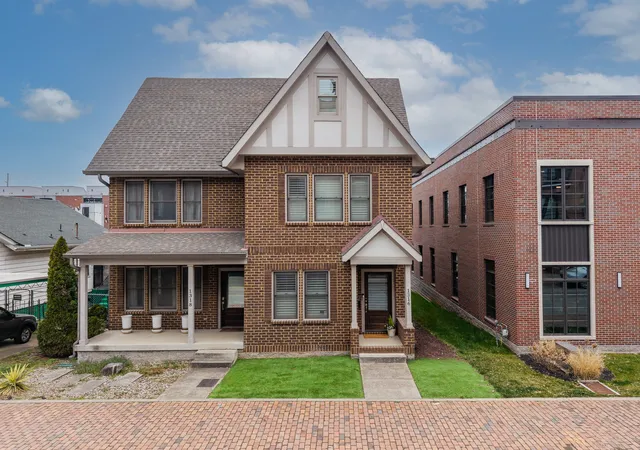 2nd image of 1316 3rd Ave N, Nashville, TN 37208 | MLS# 3167564