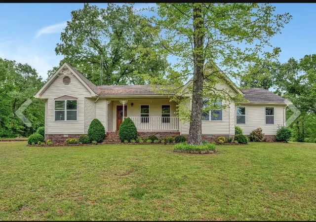 Homes for sale in Summertown, TN | 735 Railroad Bed Pike, Summertown, TN 38483 | MLS# 3167484