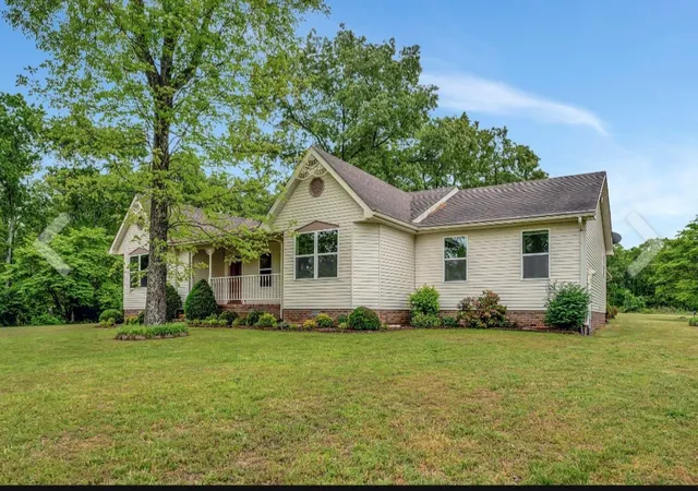 Homes for sale in Summertown, TN | 735 Railroad Bed Pike, Summertown, TN 38483 | MLS# 3167484