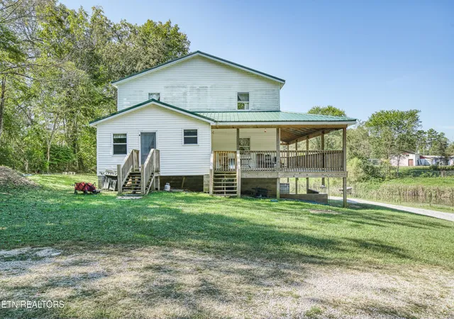 1st image of 107 Cherry St, Deer Lodge, TN 37726 | MLS# 3278355