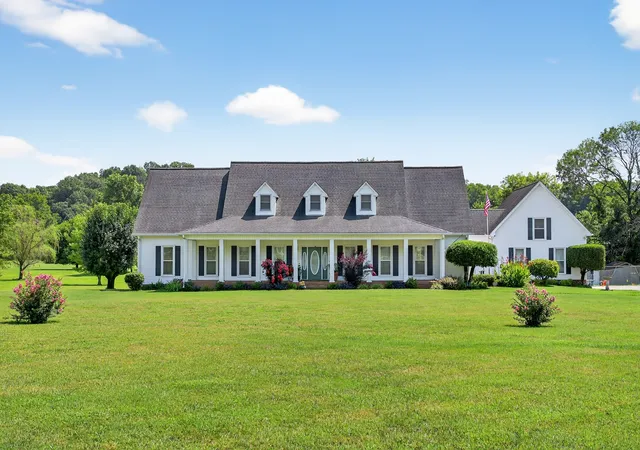 Homes for sale in Hendersonville, TN | 2236 New Hope Rd, Hendersonville, TN 37075 | MLS# 3167844