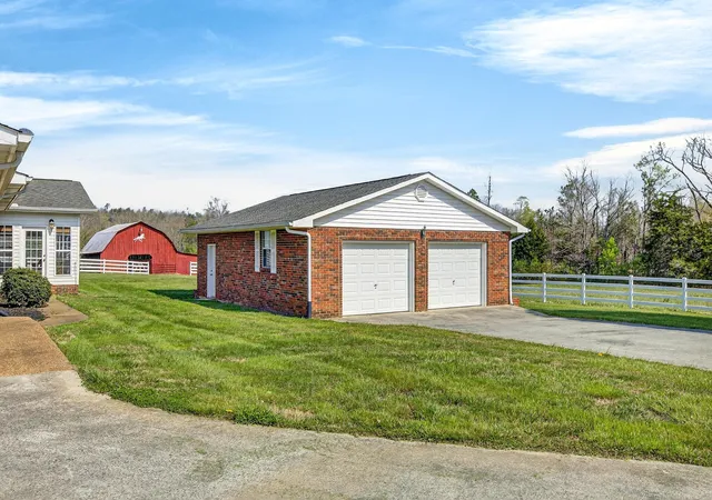 Homes for sale in Decatur, TN | 7669 State Hwy 30 E, Decatur, TN 37322 | MLS# 3245633