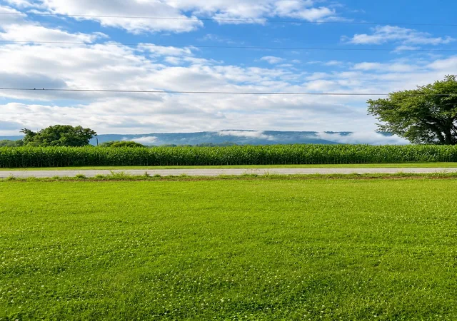 3rd image of 23 Skidmore Ln, Winchester, TN 37398 | MLS# 3168672