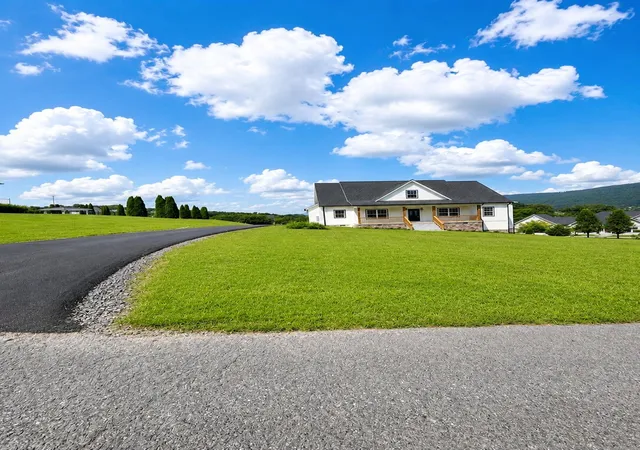 Homes for sale in Dunlap, TN | 451 Hudlow Road, Dunlap, TN 37327 | MLS# 3186836