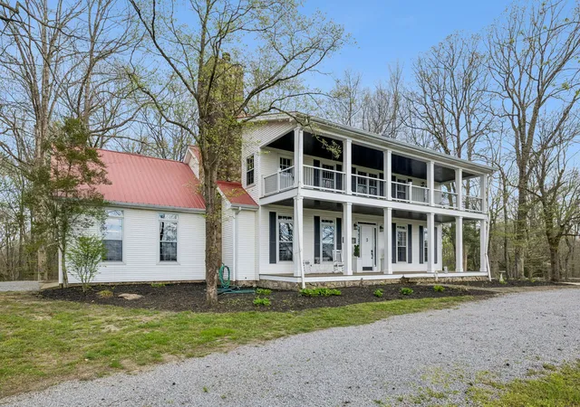 Photo 2 of Single family home for sale at 901 Town Branch Rd, Charlotte, TN 37036 | MLS# 3168386 | Listing updated on 2026-08-20
