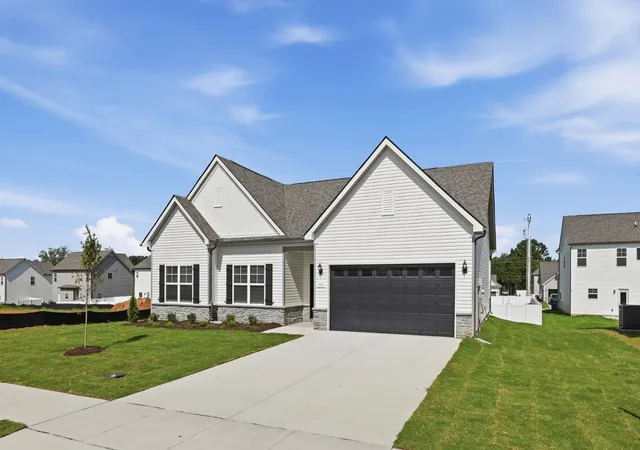 3rd image of 131 Millet St, Shelbyville, TN 37160 | MLS# 3167876