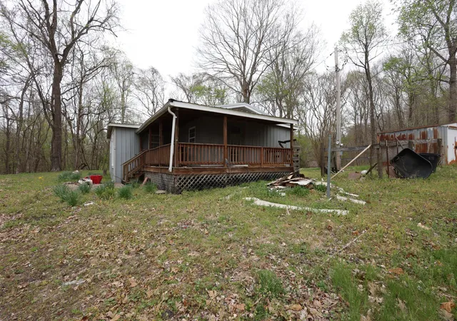 Homes for sale in Indian Mound, TN | 109 Furnace Hill Rd, Indian Mound, TN 37079 | MLS# 3167936