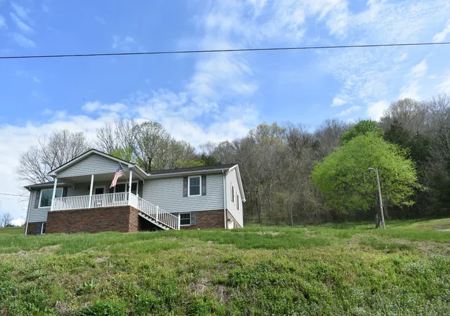 Homes for sale in Pleasant Shade, TN | 115 Harris Hollow Rd, Pleasant Shade, TN 37145 | MLS# 3168047