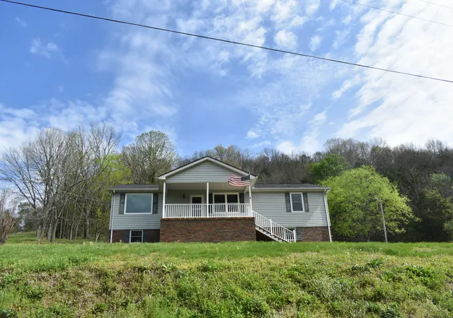 Homes for sale in Pleasant Shade, TN | 115 Harris Hollow Rd, Pleasant Shade, TN 37145 | MLS# 3168047