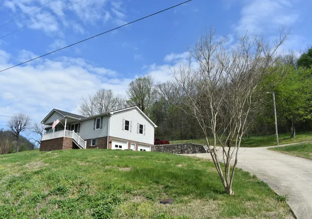 Homes for sale in Pleasant Shade, TN | 115 Harris Hollow Rd, Pleasant Shade, TN 37145 | MLS# 3168047