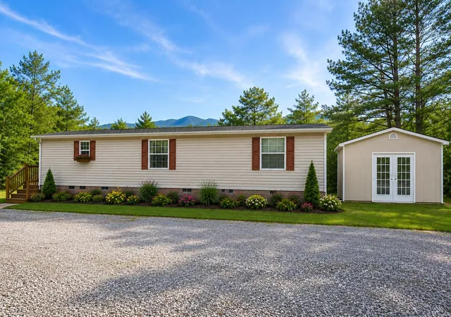 Homes for sale in Copperhill, TN | 851 Stansbury Mountain Road, Copperhill, TN 37317 | MLS# 3231681
