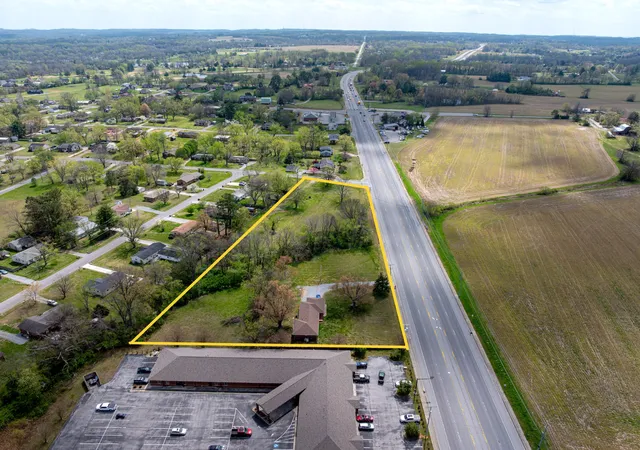 5th image of 936 S Broadway St, Portland, TN 37148 | MLS# 3168022