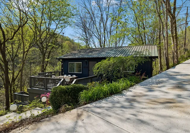 3rd image of 1407 Lakeside Dr, Smithville, TN 37166 | MLS# 3170965