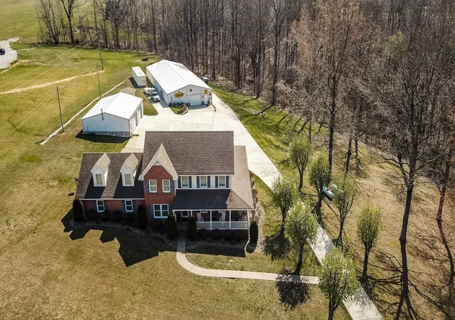 Photo 1 of Single family home for sale at 1626 New Hwy 52 E, Westmoreland, TN 37186 | MLS# 3168147 | Listing updated on 2026-04-06