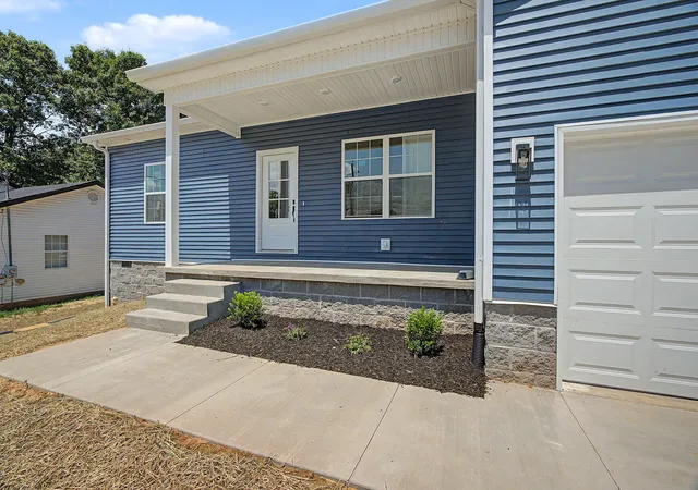 4th image of 318 Pine Hill Dr, Hopkinsville, KY 42240 | MLS# 3168164