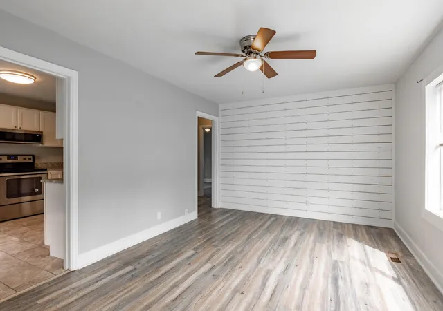 Photo 3 of Sale Pending at 3931 Birmingham Dr, Chattanooga, TN 37415 | MLS# 3311438 | Listing updated on 2026-08-13