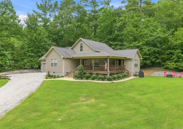Photo 2 of Single family home for sale at 280 Iron Horse Trl, Parsons, TN 38363 | MLS# 3168344 | Listing updated on 2026-09-29