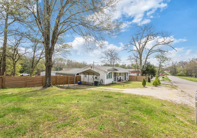 1st image of 252 Luna St, Decaturville, TN 38329 | MLS# 3168366