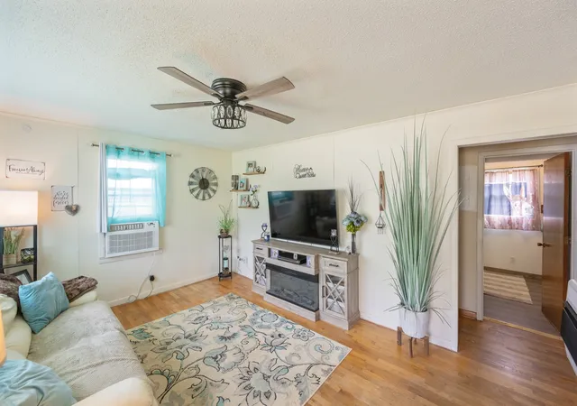 4th image of 252 Luna St, Decaturville, TN 38329 | MLS# 3168366