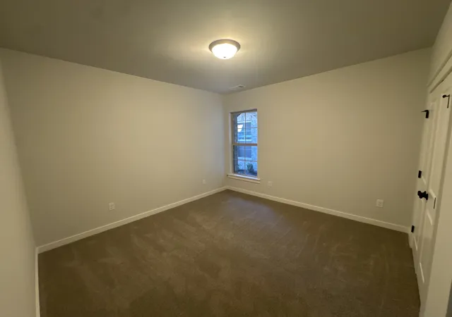 Photo 3 of Townhouse for sale at 565 W Foxrun, Springfield, TN 37172 | MLS# 3168374 | Listing updated on 2026-09-29
